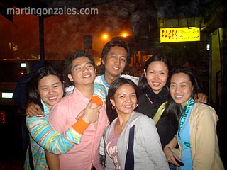 In front of Pizza Volante